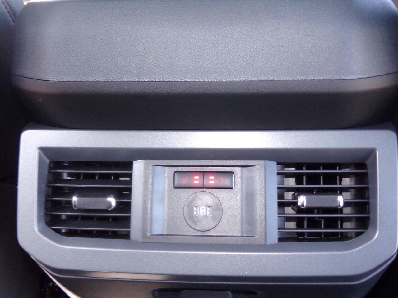 New 2025 Ford F250 Lariat w/ Chrome Package image 25