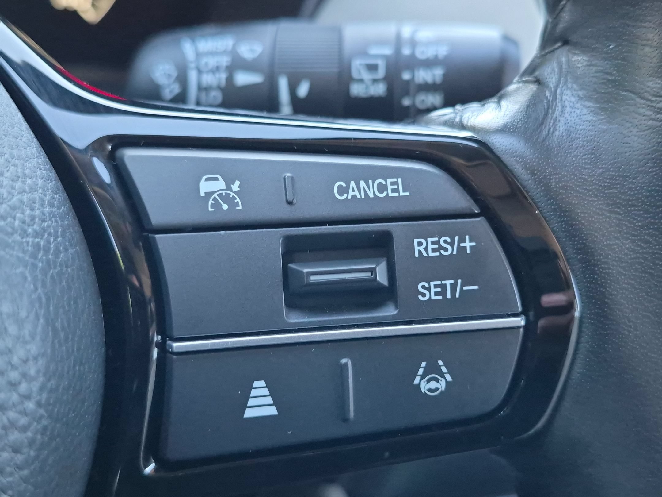 Used 2024 Honda HR-V EX-L image 15