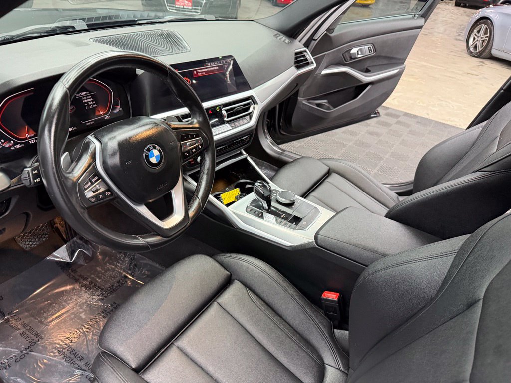 Used 2021 BMW 330i Sedan w/ Convenience Package RWD image 31