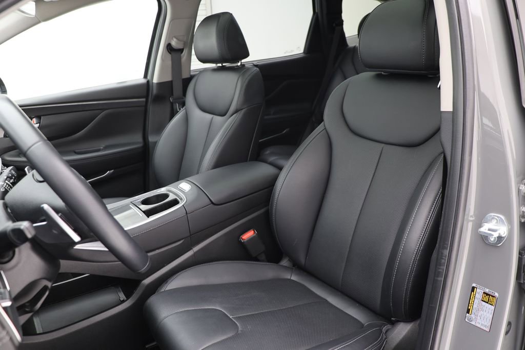 Used 2023 Hyundai Santa Fe SEL w/ Premium Package image 16