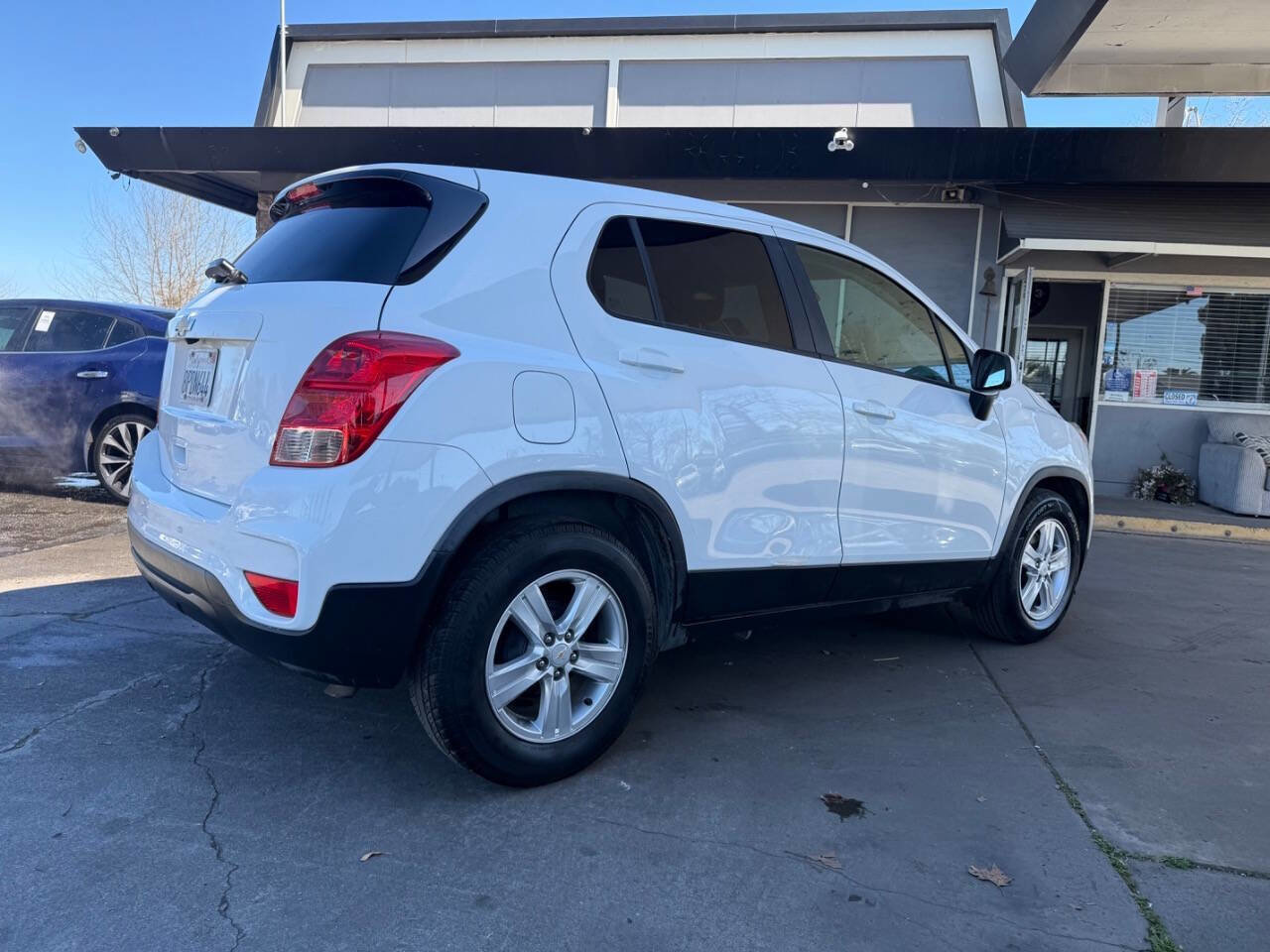 Used 2020 Chevrolet Trax LS w/ Tint and Cruise Package image 7