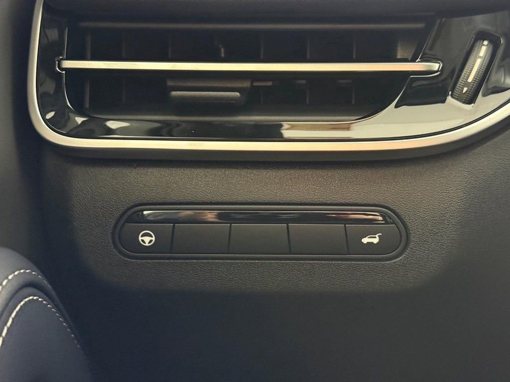 New 2026 INFINITI QX60 Sport w/ Dark Cargo Package image 26