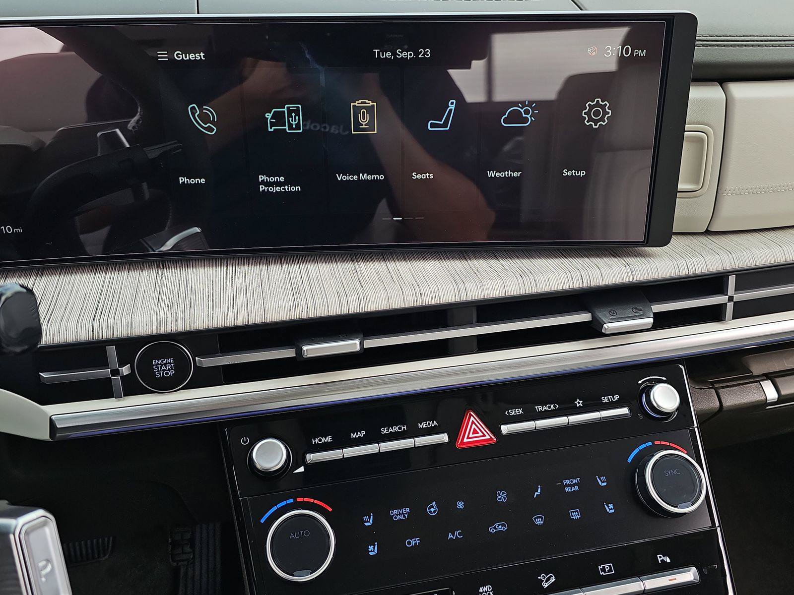 New 2025 Hyundai Santa Fe Calligraphy AWD/4WD image 23