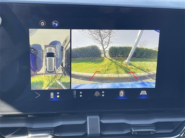 Used 2025 Chevrolet Equinox RS w/ Safety and Technology Package image 36