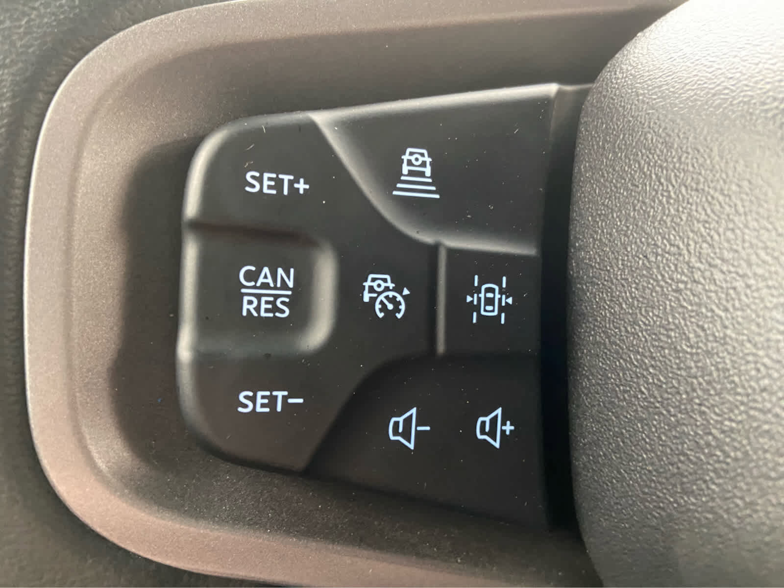 Used 2025 Ford Bronco Badlands image 20