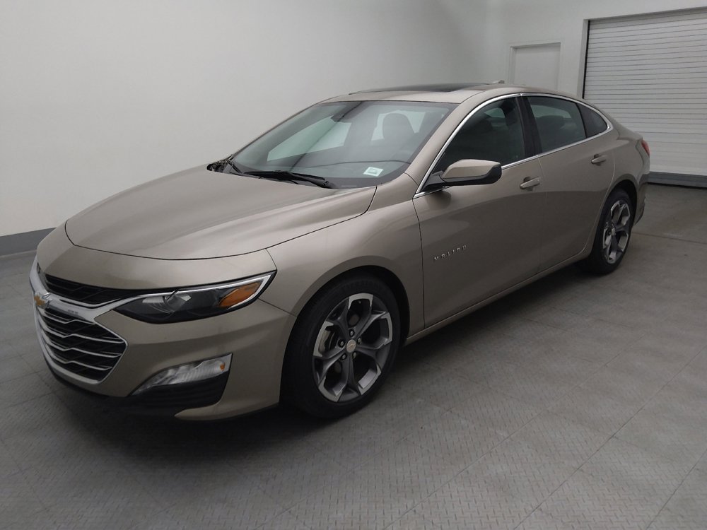 Used 2024 Chevrolet Malibu LT image 2