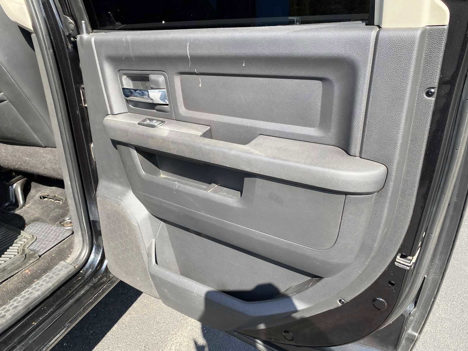 Used 2010 Dodge Ram 1500 Truck Sport image 29