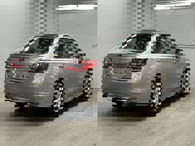 Used 2015 Subaru Legacy 2.5i AWD/4WD image 29