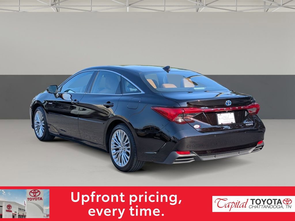 Used 2020 Toyota Avalon Limited w/ Advanced Safety Package FWD image 5