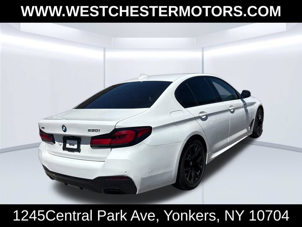 Used 2021 BMW 530i xDrive w/ M Sport Package AWD/4WD image 4