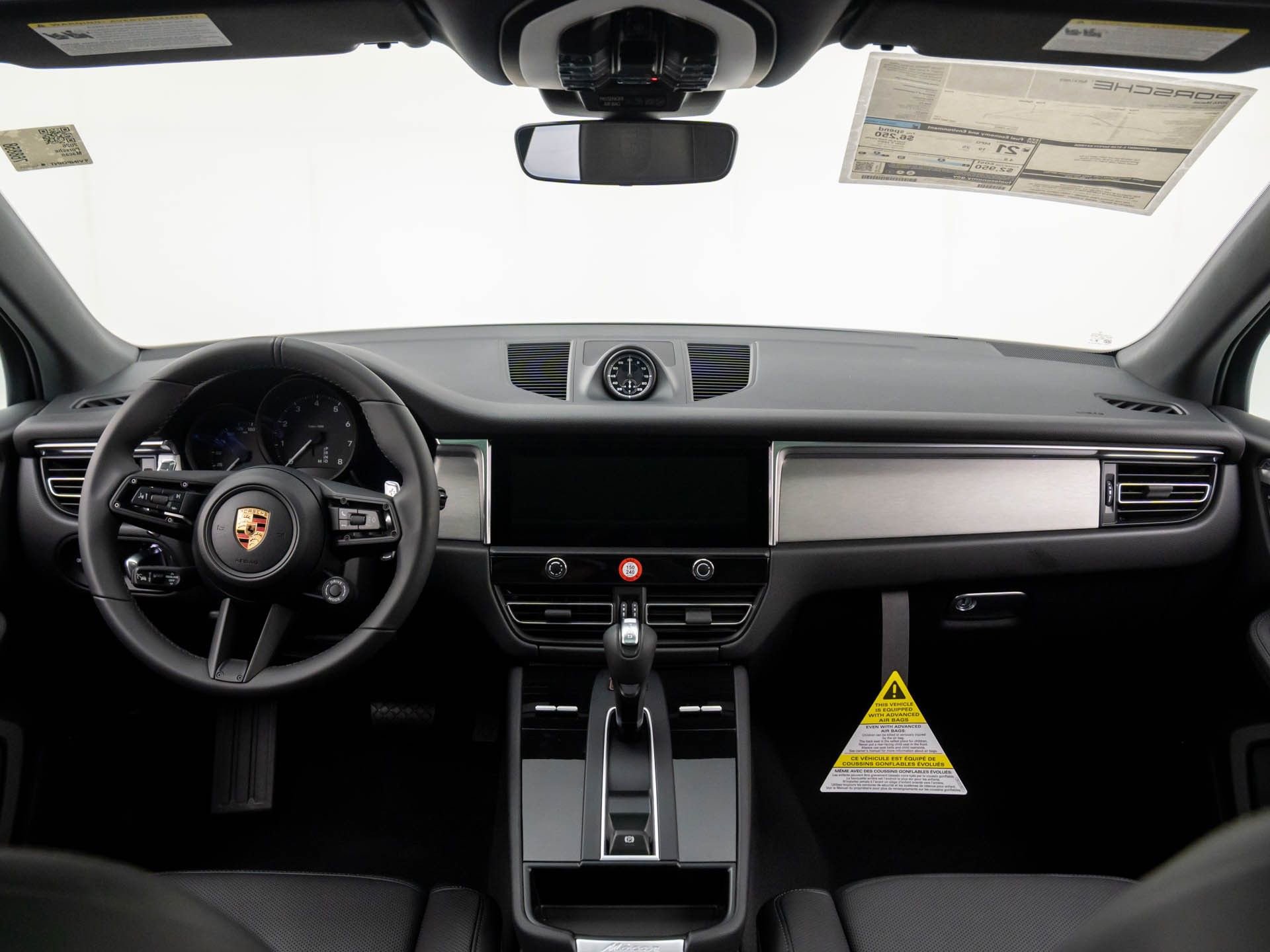 Certified 2026 Porsche Macan image 11