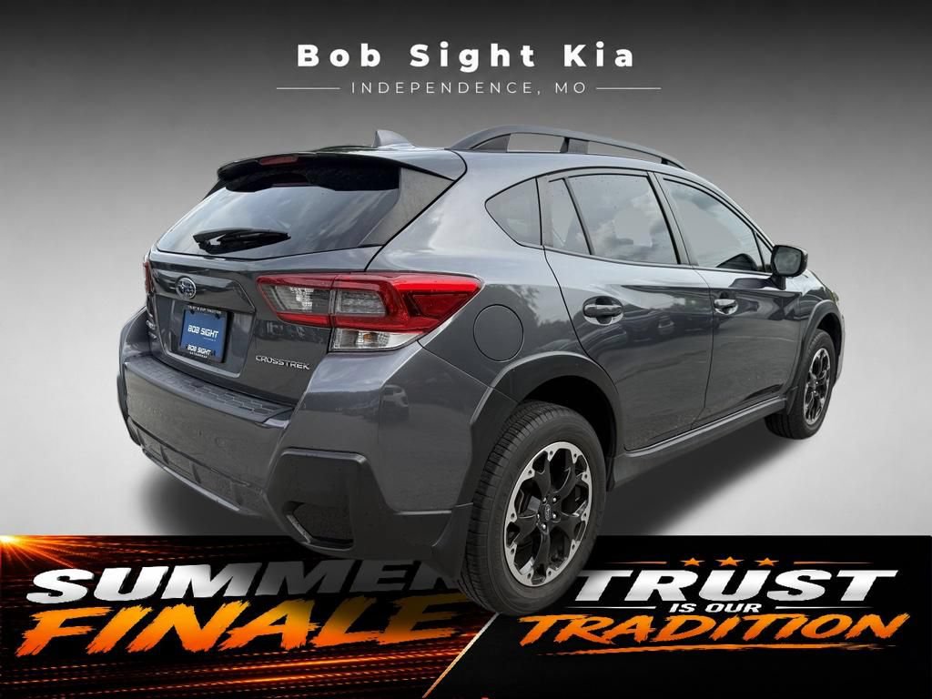 Used 2022 Subaru Crosstrek 2.0i Premium w/ Moonroof Package AWD/4WD image 14