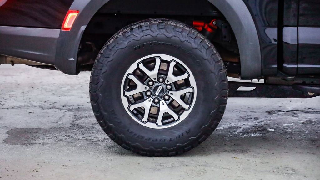 Used 2023 Ford F150 Raptor image 12