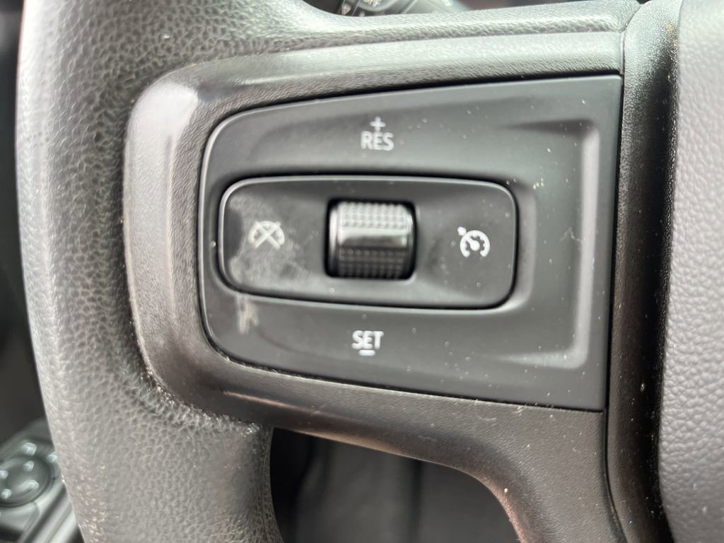 Used 2020 Chevrolet Silverado 1500 Custom w/ Custom Value Package image 22