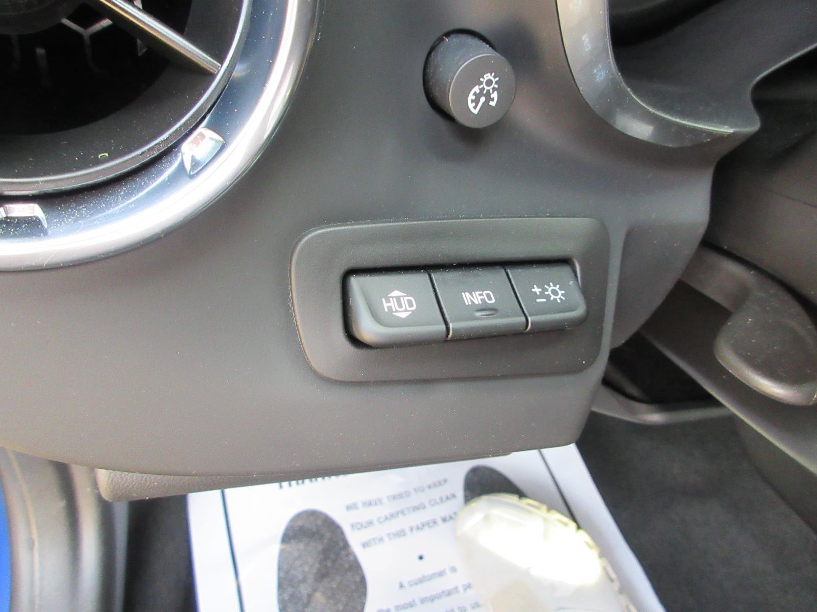 Used 2022 Chevrolet Camaro ZL1 image 17