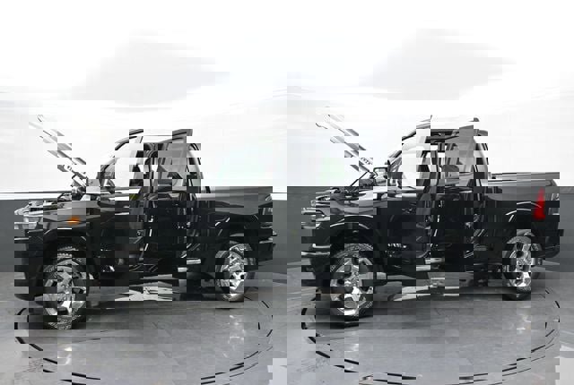 New 2026 RAM 1500 4x4 Crew Cab image 61