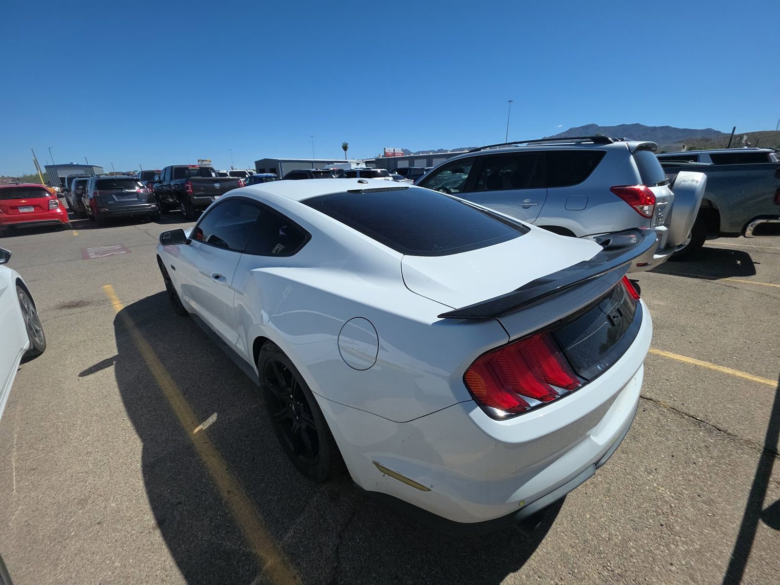 Used 2019 Ford Mustang GT RWD image 8