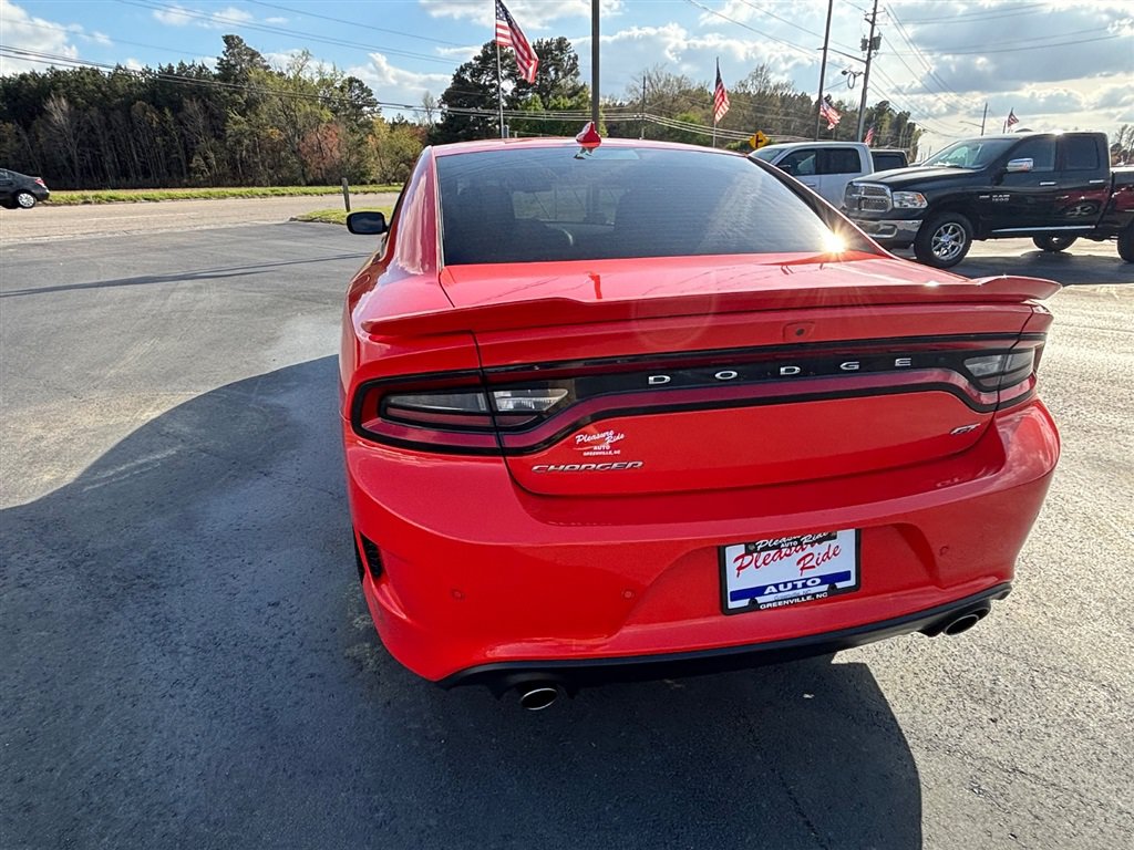 Used 2022 Dodge Charger GT RWD image 3