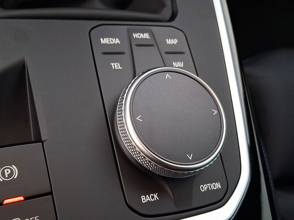 Used 2023 BMW M2 w/ Lighting Package image 22