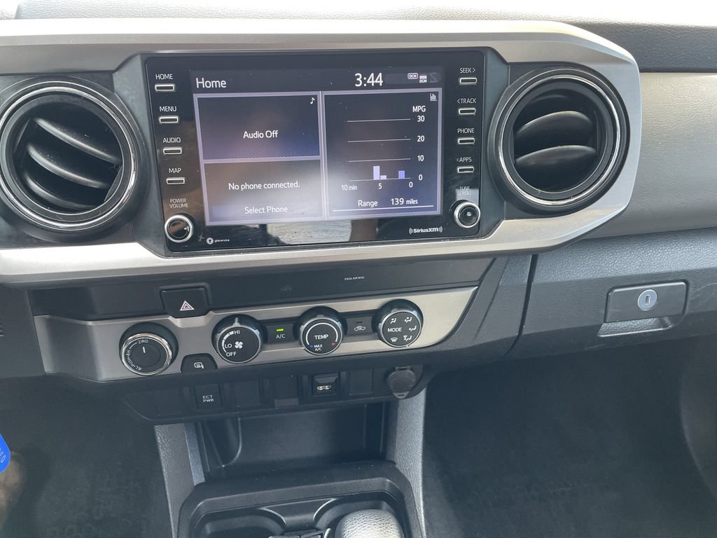 Certified 2022 Toyota Tacoma SR5 w/ SR5 Appearance Package (SM) AWD/4WD image 18