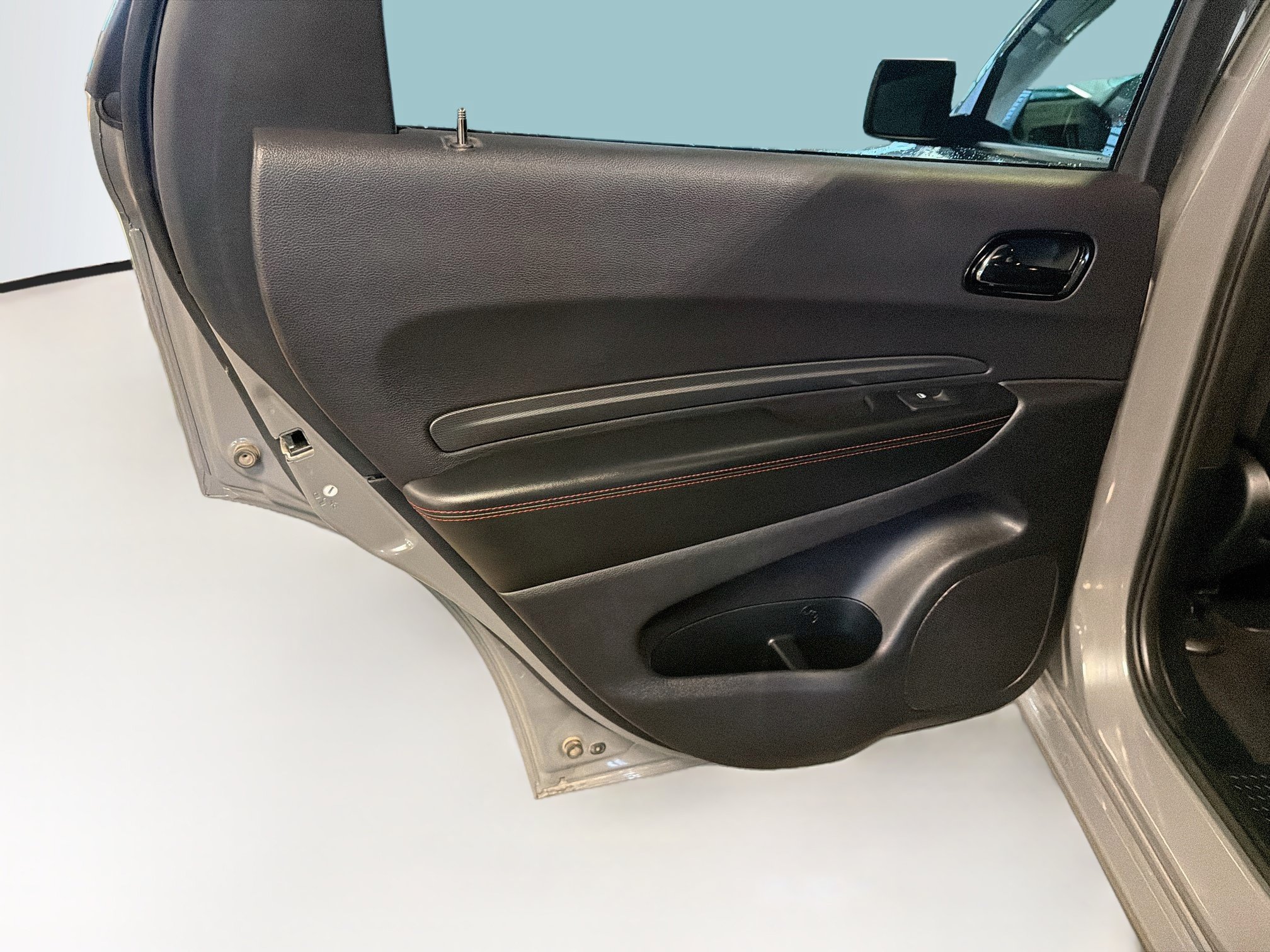 Used 2025 Dodge Durango GT AWD/4WD image 25