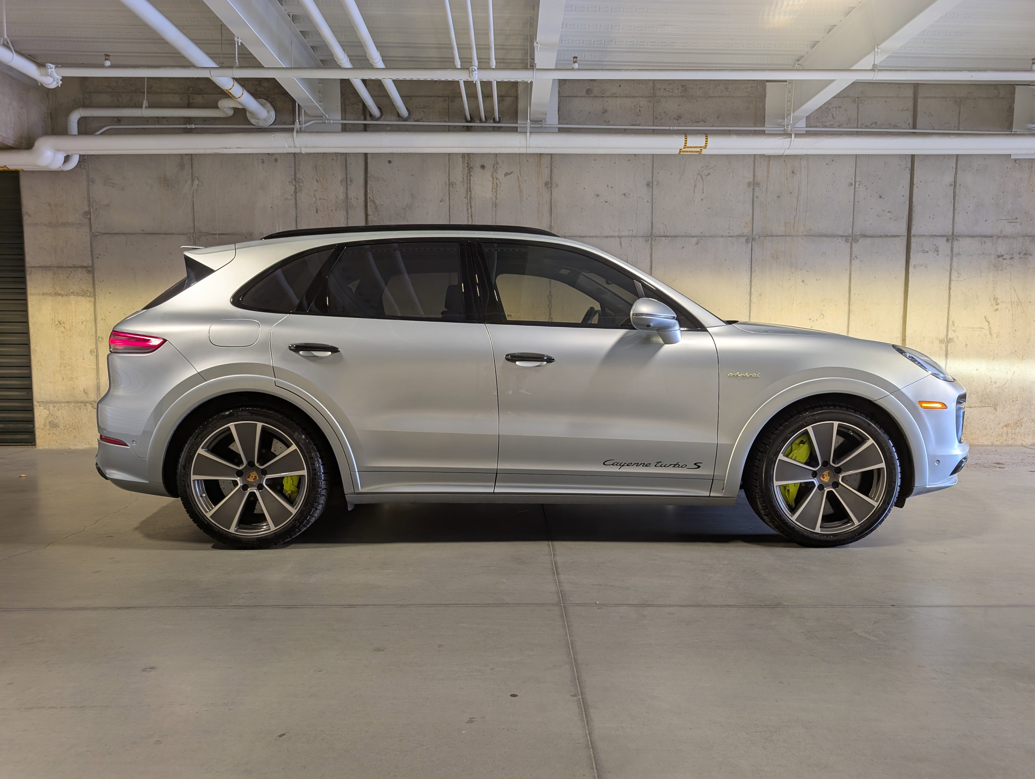 Certified 2023 Porsche Cayenne Turbo S image 10