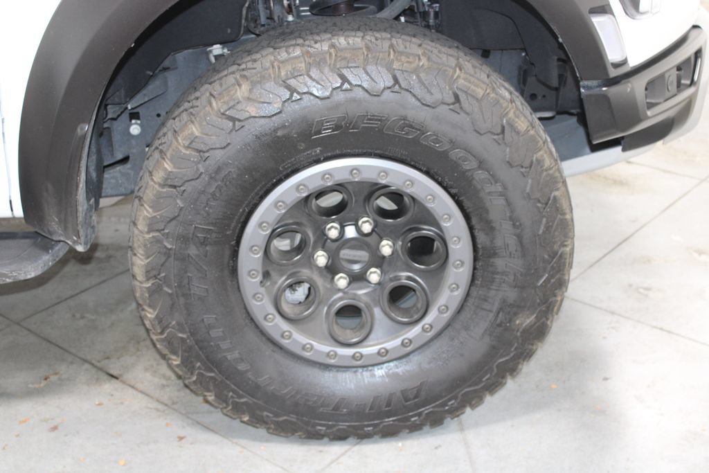 Used 2025 Ford F150 Raptor AWD/4WD image 13