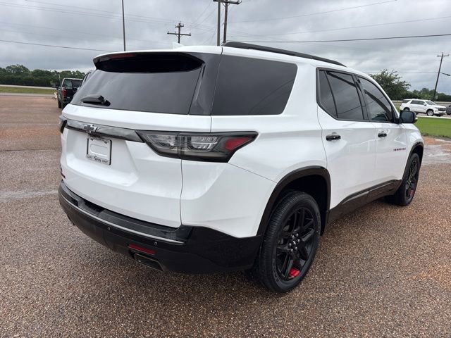 Used 2021 Chevrolet Traverse Premier w/ Redline Edition FWD image 6
