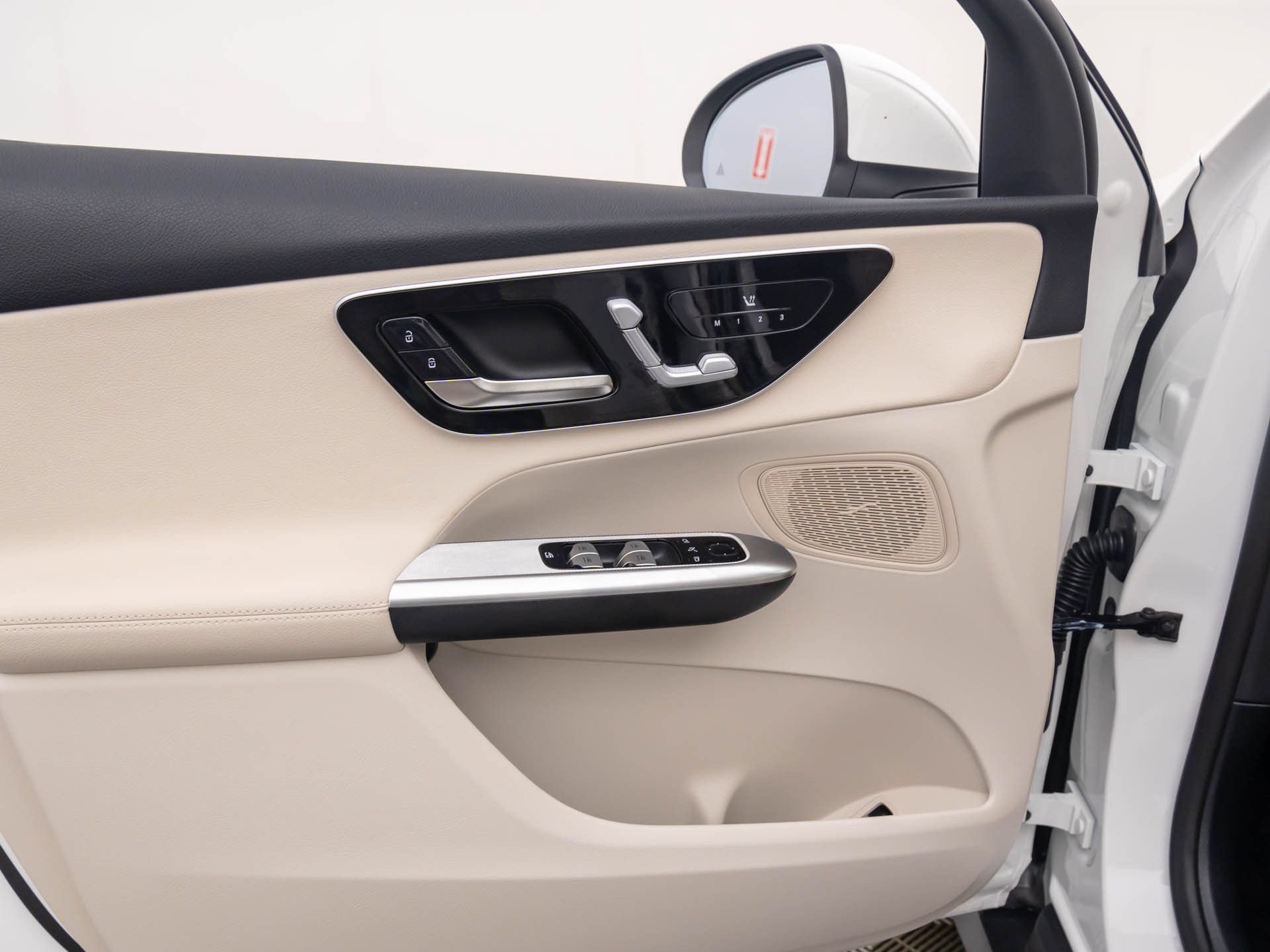 New 2026 Mercedes-Benz GLC 300 4MATIC image 12