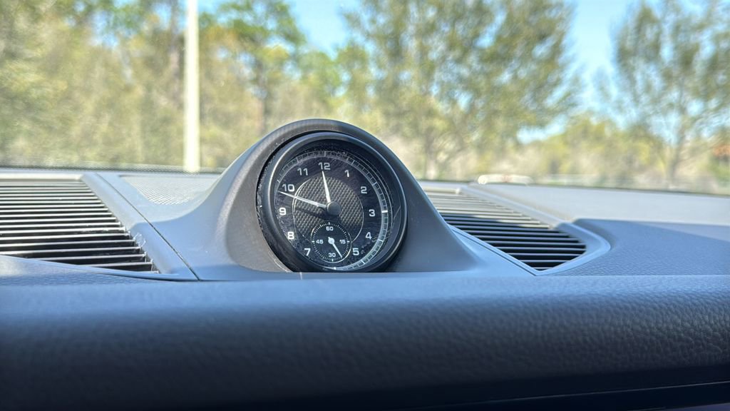 Certified 2025 Porsche Macan S image 25