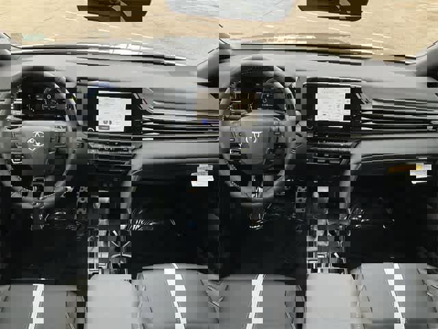 Certified 2025 Toyota Camry SE image 18