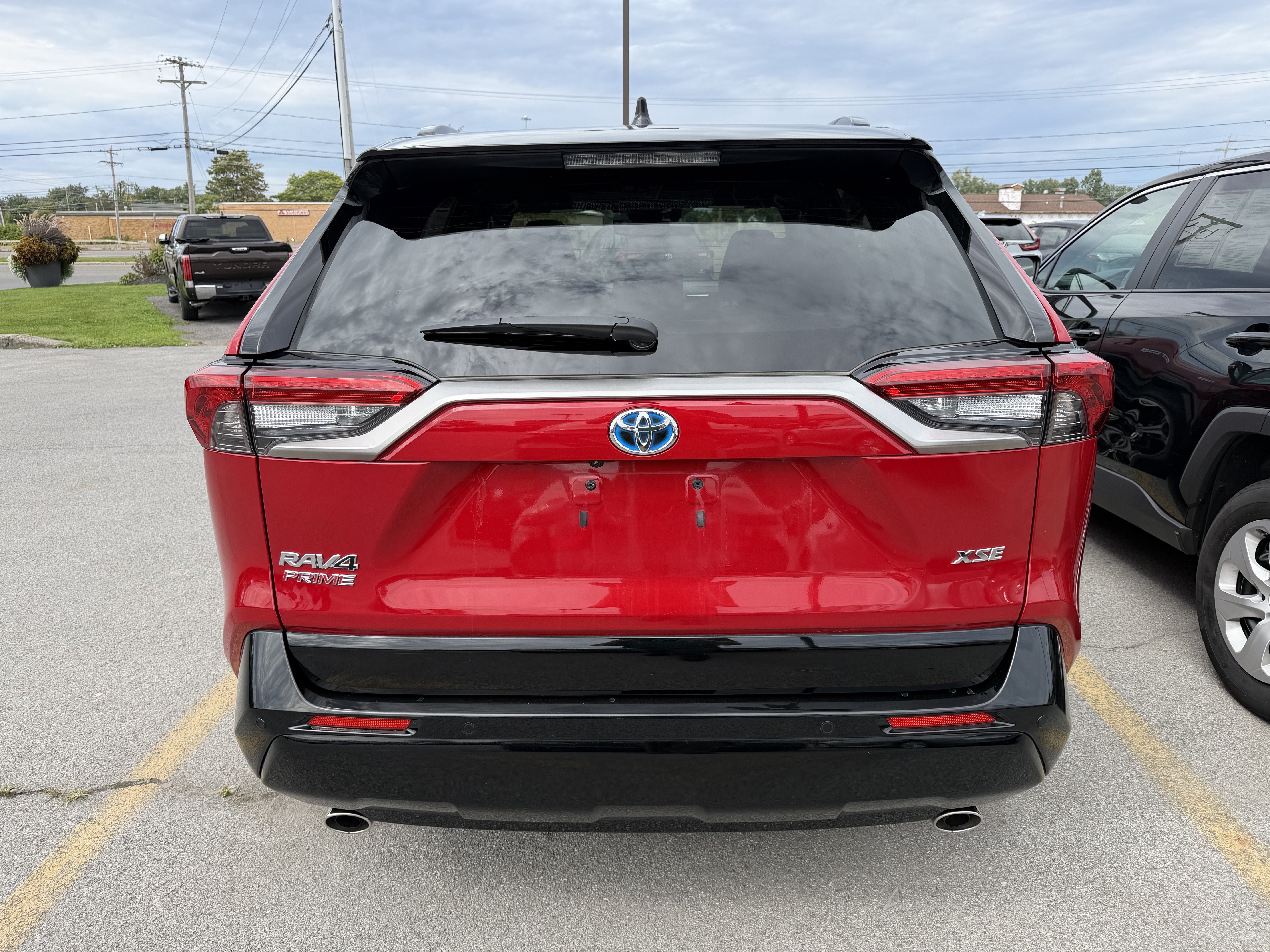 Used 2023 Toyota RAV4 XSE w/ Premium Package AWD/4WD image 6