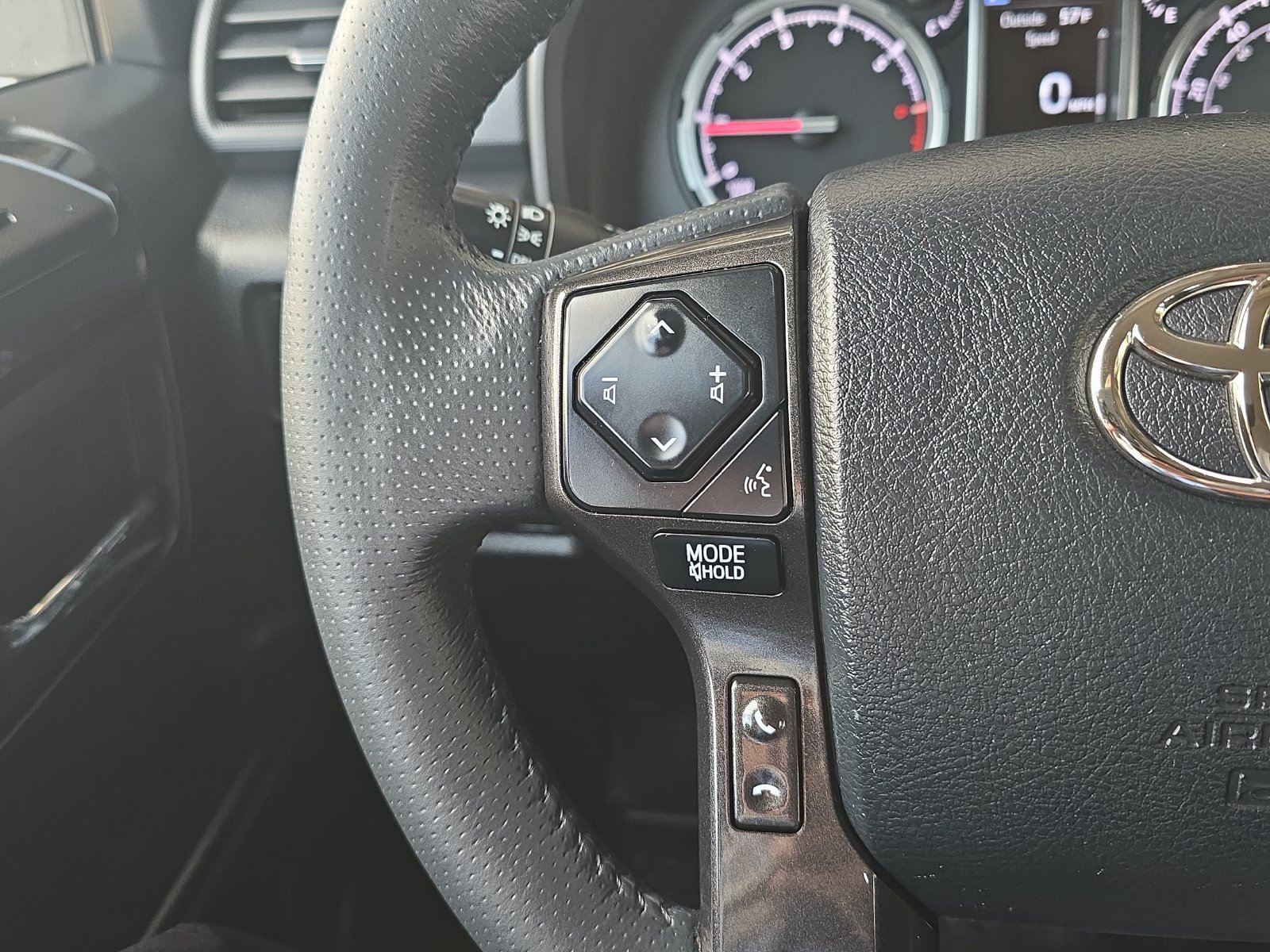 Used 2023 Toyota 4Runner TRD Off-Road AWD/4WD image 19