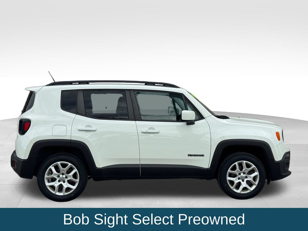 Used 2016 Jeep Renegade Latitude w/ Cold Weather Group AWD/4WD image 5