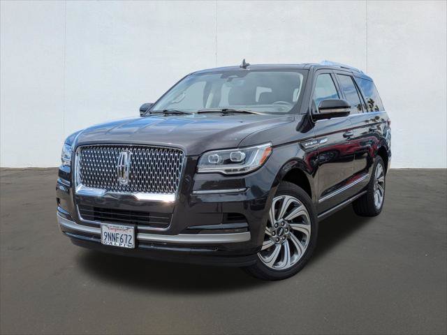 Used 2024 Lincoln Navigator Reserve AWD/4WD image 1