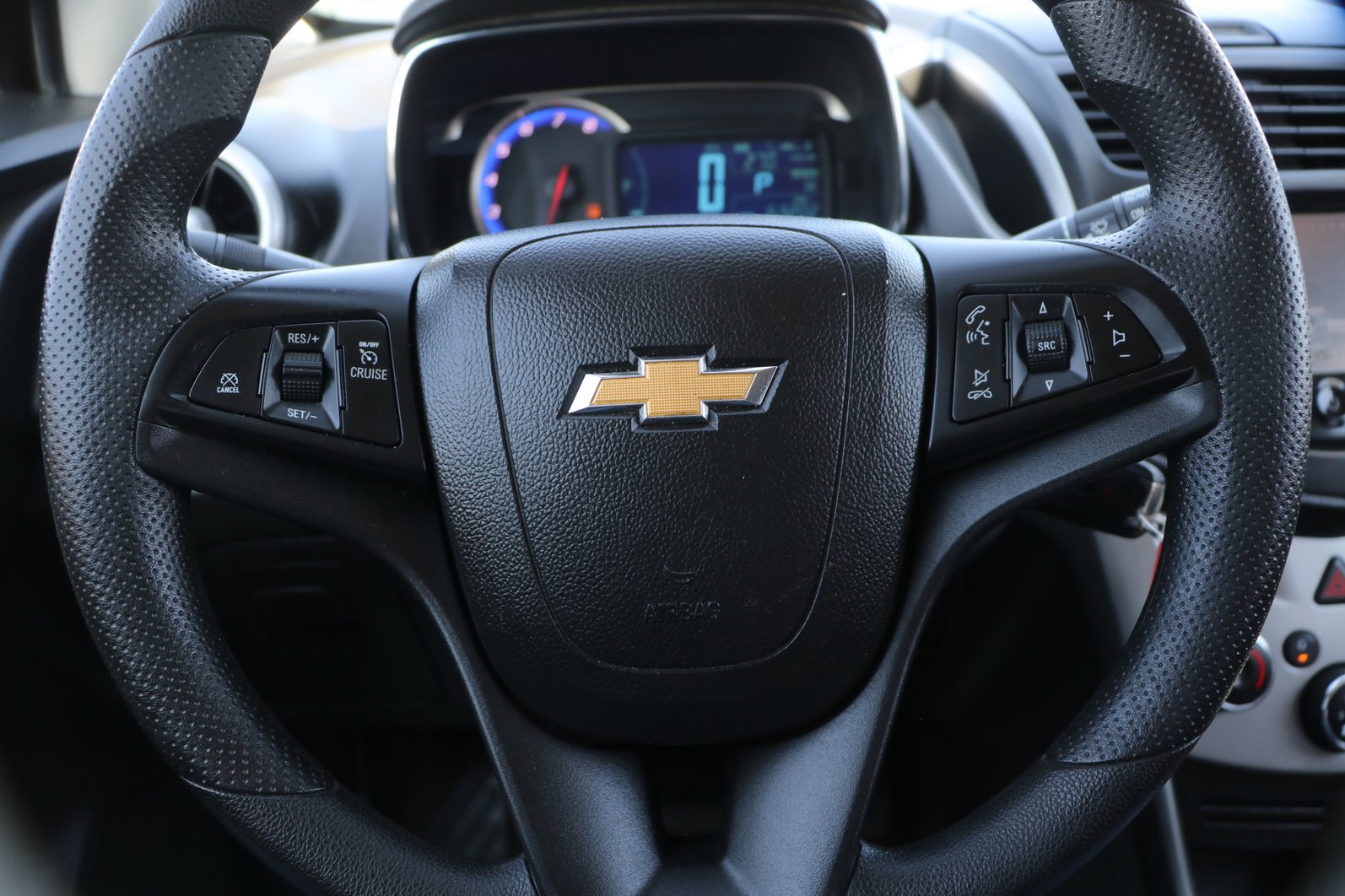 Used 2016 Chevrolet Trax LT w/ LPO, Cargo Package FWD image 17