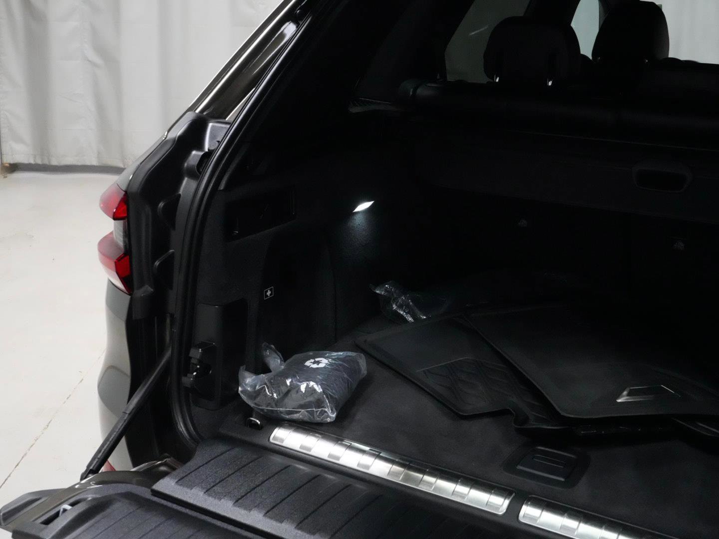 Certified 2023 BMW X5 xDrive45e image 26