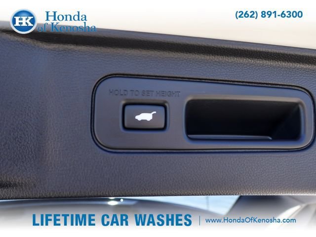 Certified 2025 Honda Pilot Elite image 28