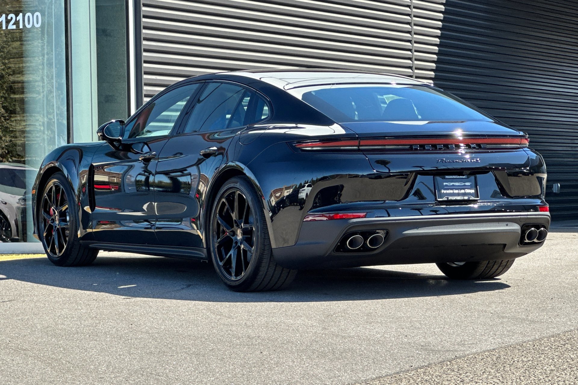 New 2025 Porsche Panamera 4S image 3