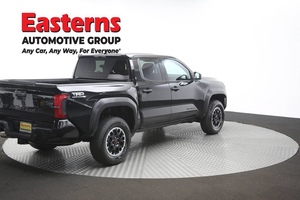 Used 2025 Toyota Tacoma TRD Off-Road AWD/4WD image 39