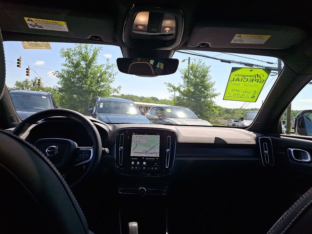 Used 2023 Volvo C40 P8 Recharge Ultimate w/ Protection Package Premier AWD/4WD image 10