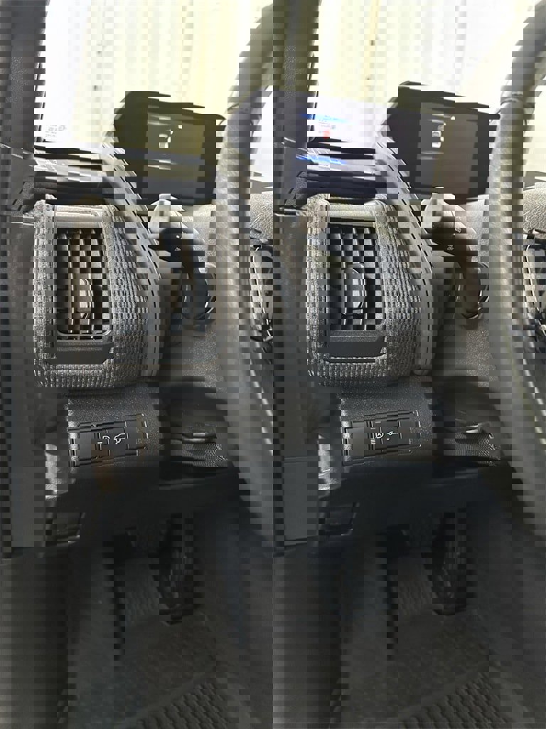 Used 2023 Toyota bZ4X Limited image 16