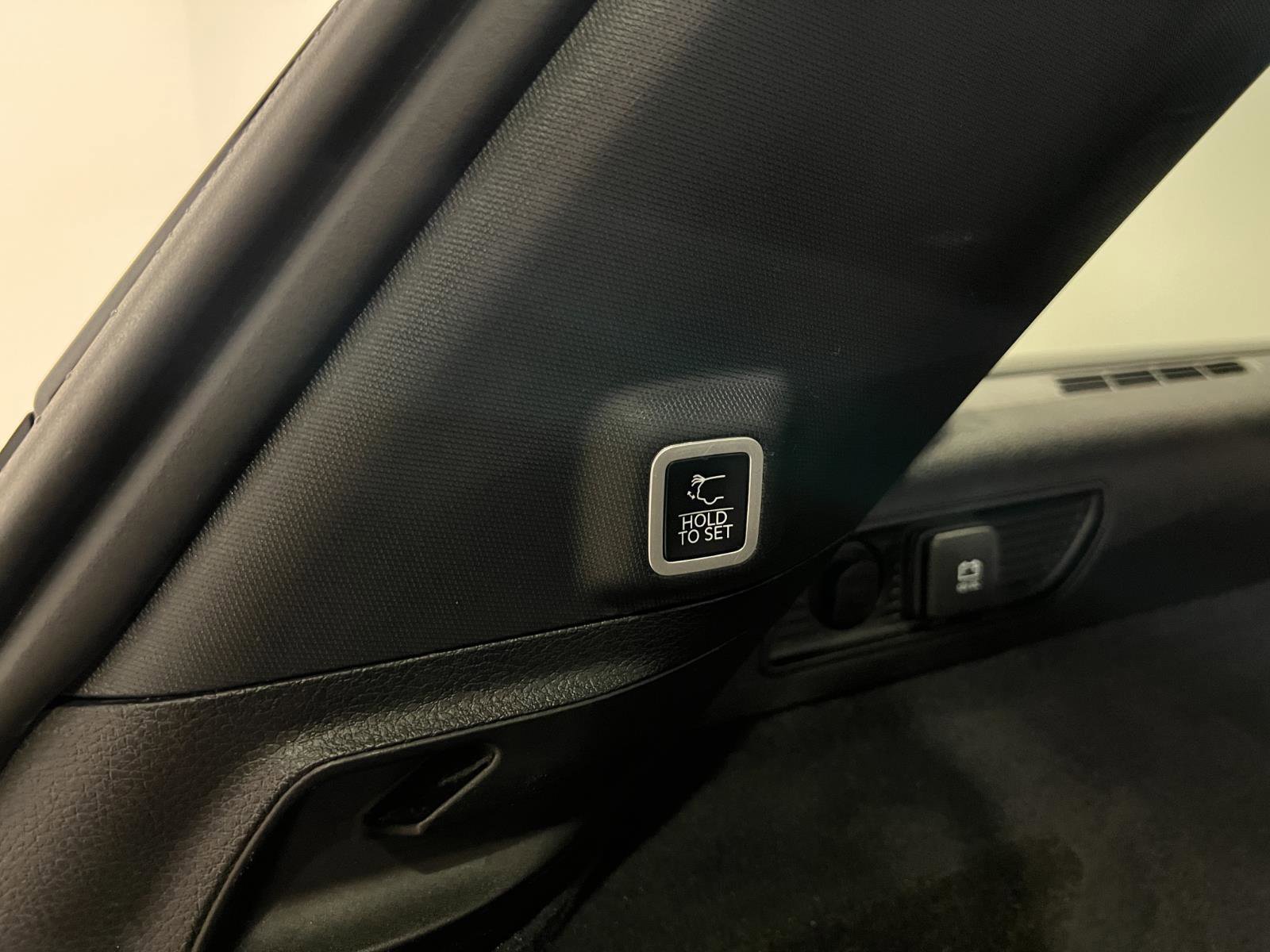 Used 2024 Jeep Grand Cherokee Trailhawk image 34