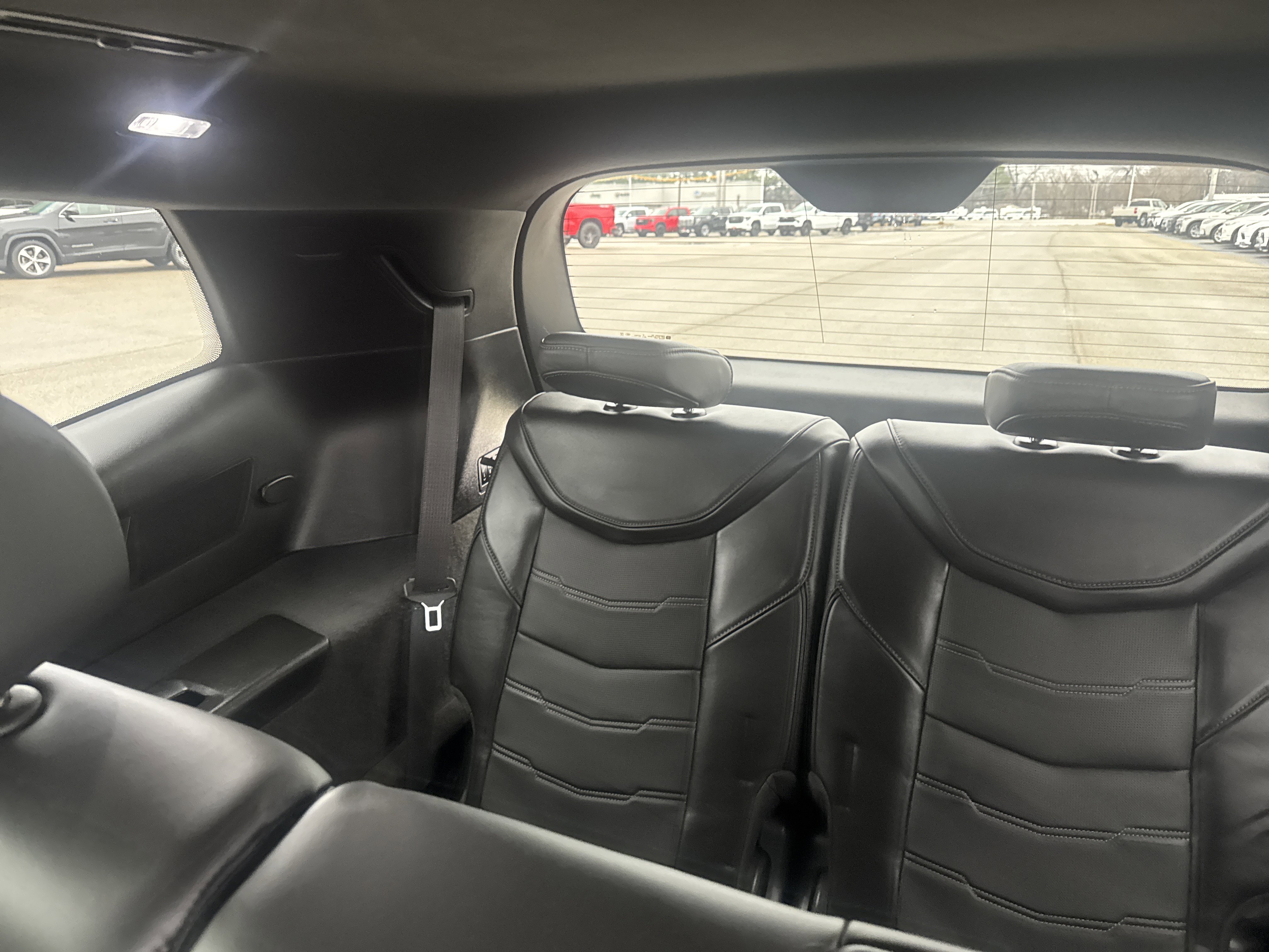 Used 2024 Cadillac XT6 Sport w/ LPO, ONYX Package image 13