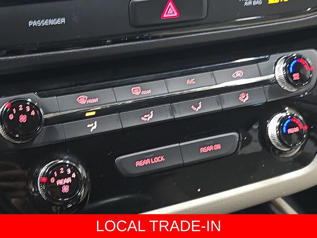 Used 2019 Kia Sedona LX image 23