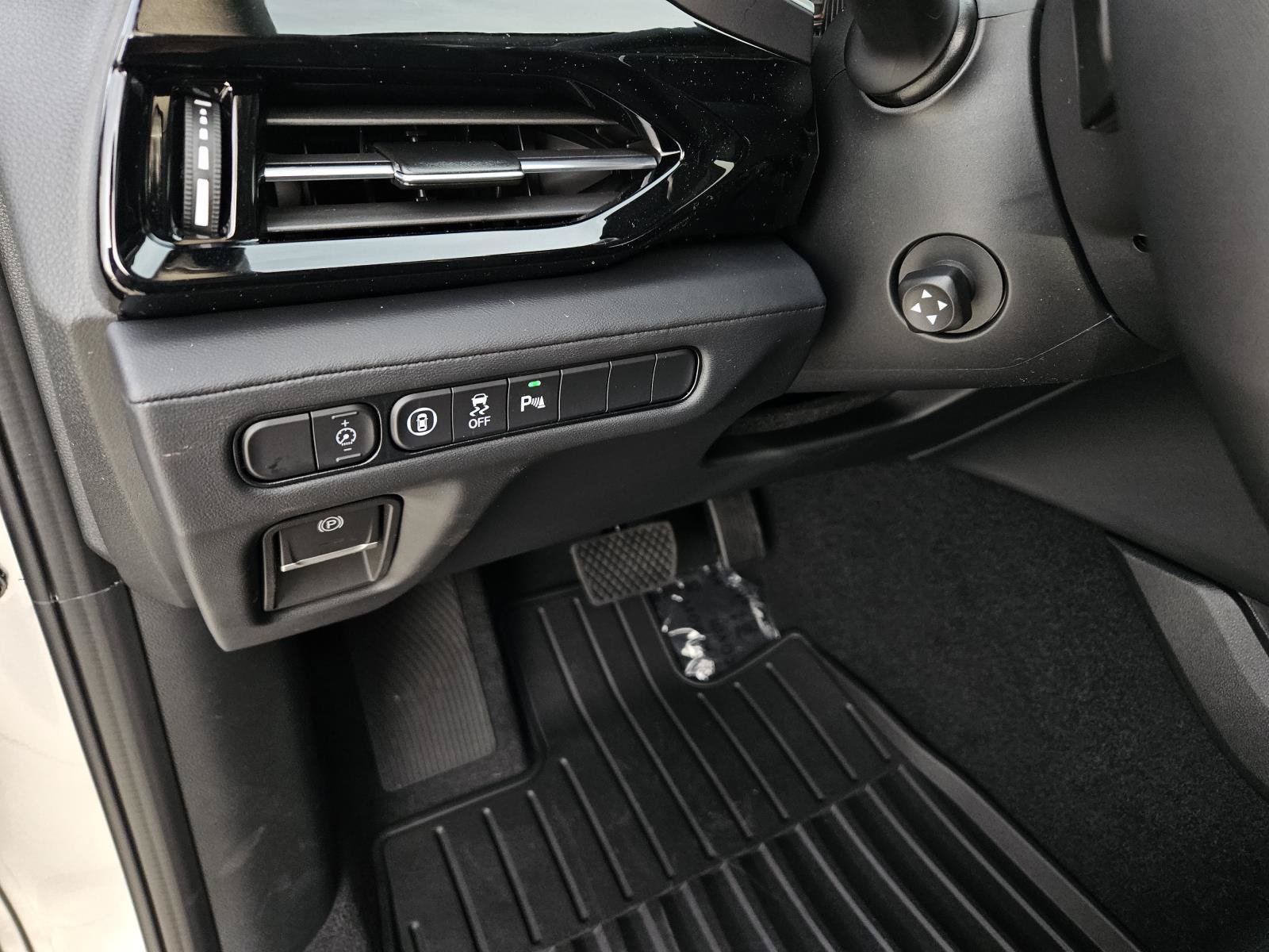 New 2026 Acura MDX w/ Technology Package FWD image 18