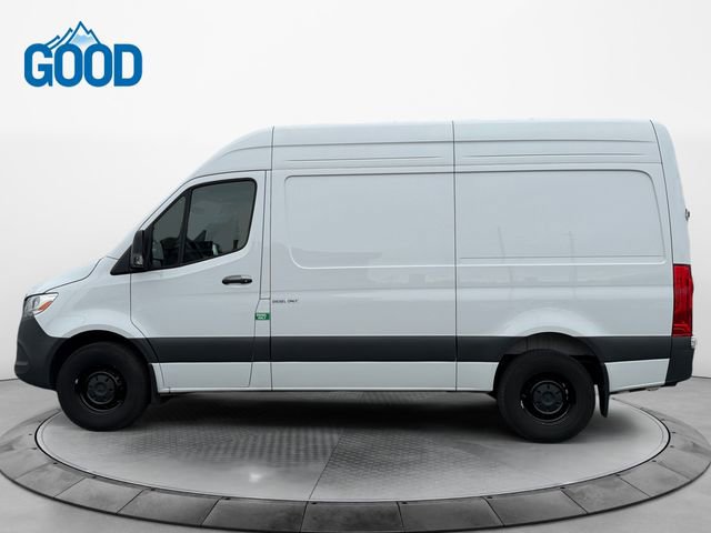 Used 2025 Mercedes-Benz Sprinter 2500 image 2