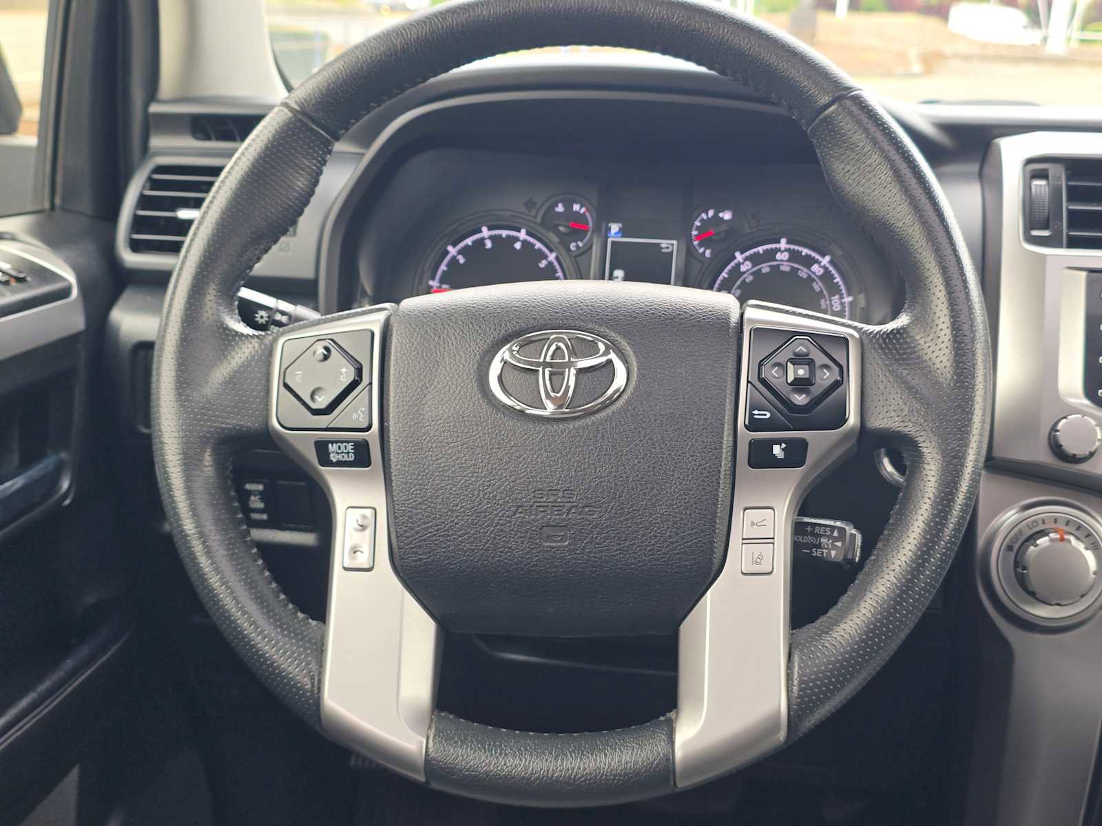 Used 2020 Toyota 4Runner SR5 Premium w/ Moonroof Package AWD/4WD image 19