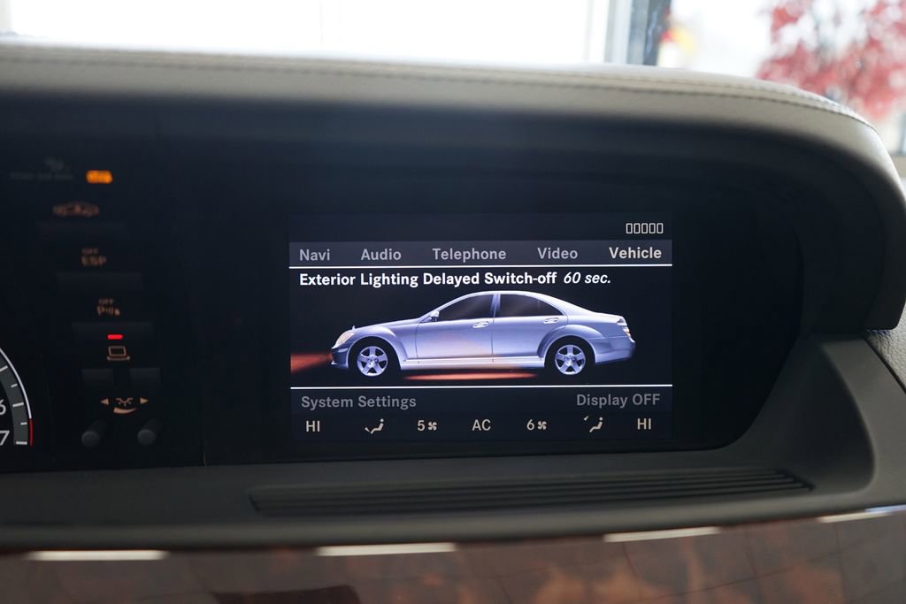 Used 2008 Mercedes-Benz S 550 4MATIC w/ AMG Sport Pkg image 36
