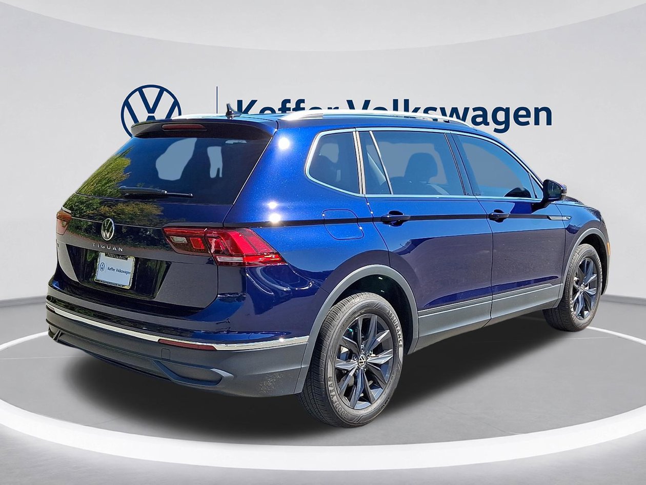 Certified 2024 Volkswagen Tiguan SE FWD image 6